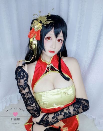 《天官赐福》主角