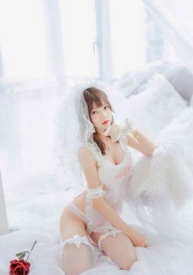 漂亮的女邻居2