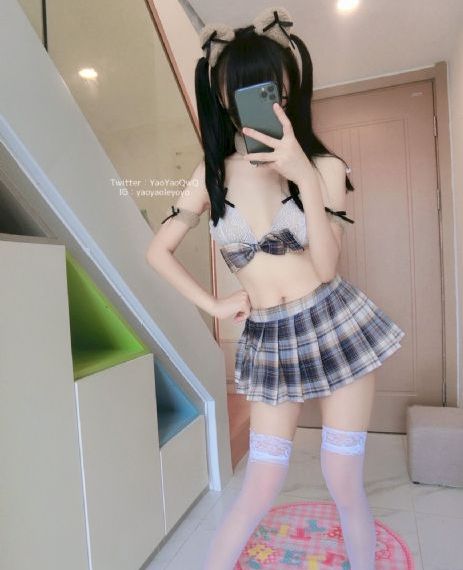 《年轻的护士1》特殊服务