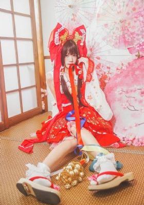 82岁老人找20多岁小伙子
